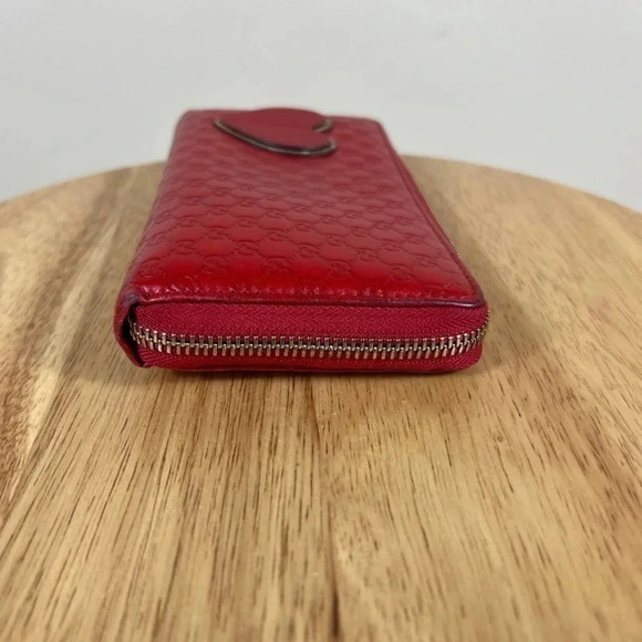 Gucci Red Leather Microguccissima Zip Around Wallet - Picture 10 of 13